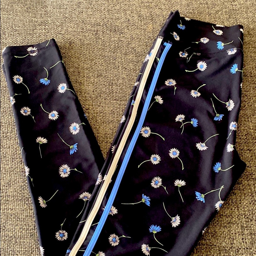 The Upside Leggings